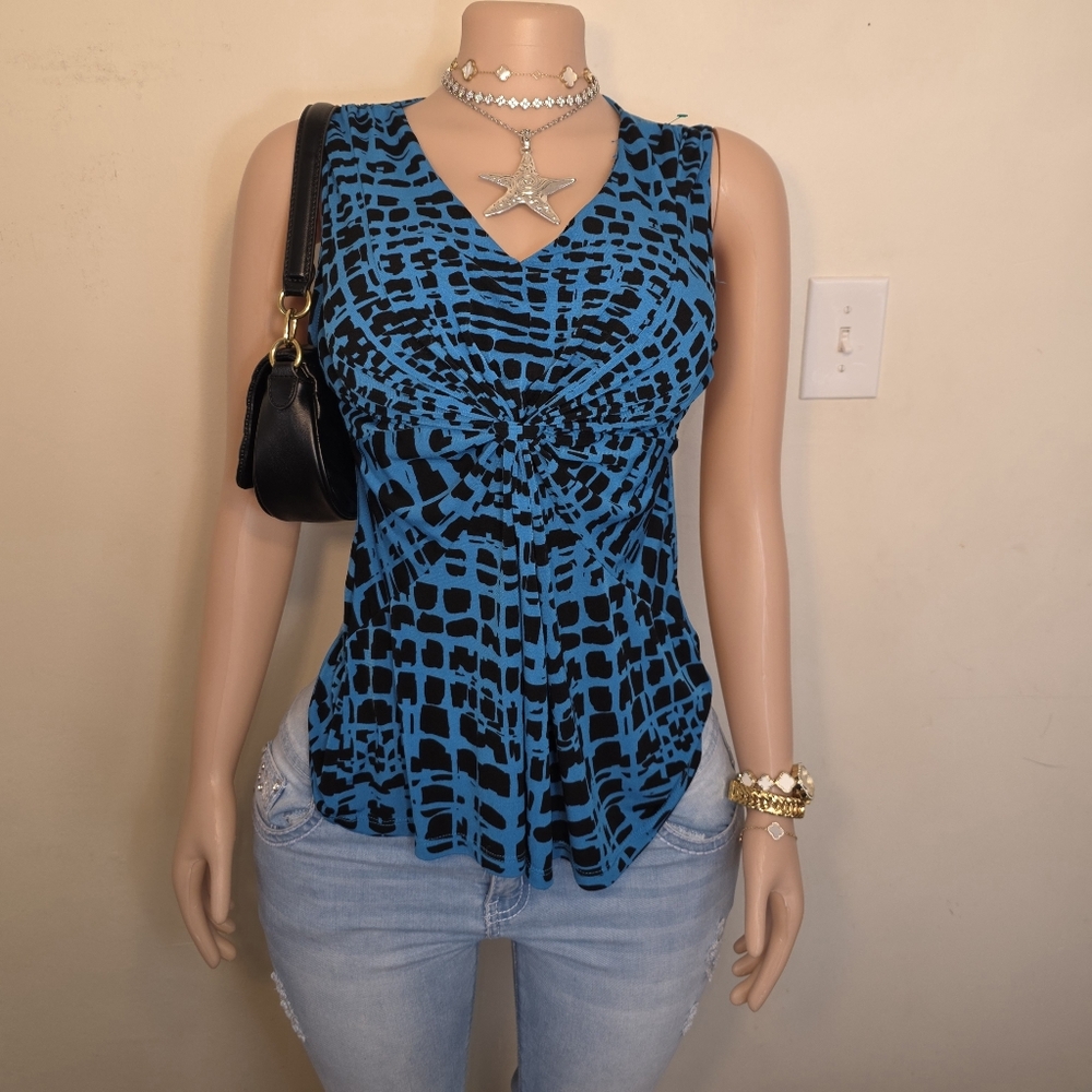 Daisy Fuentes Blue and Black Sleeveless Top